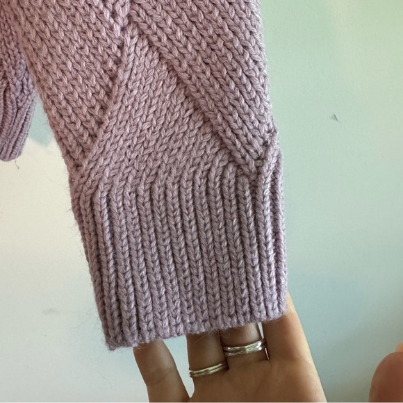 Decjuba Australia chunky knit turtleneck sweater size medium - Picture 4 of 7